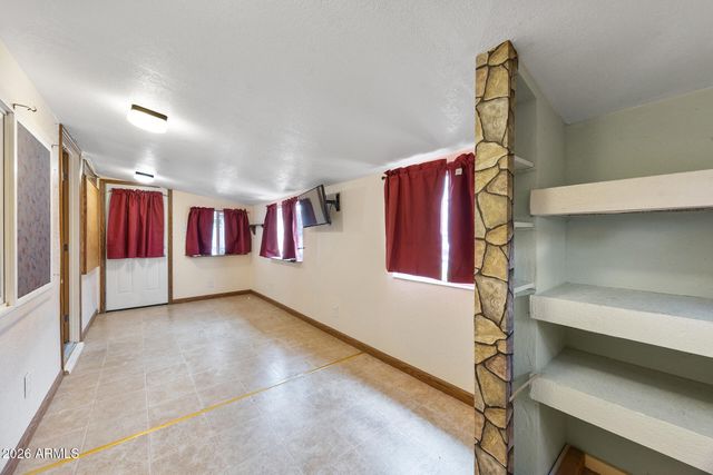 2701 E UTOPIA Road 6, Phoenix, AZ 85050