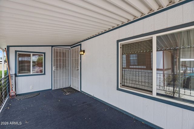 2701 E UTOPIA Road 6, Phoenix, AZ 85050
