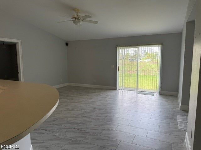 2101 SW 25th ST, Cape Coral, FL 33914