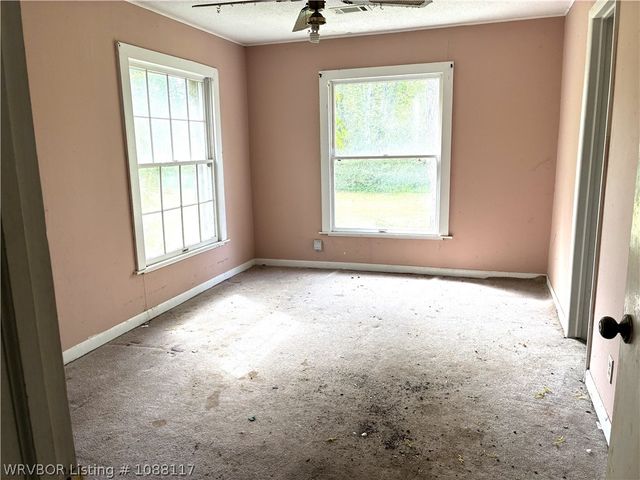 904 Alma Avenue, Mulberry, AR 72947