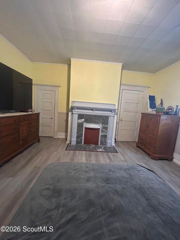 909 Gilmore Street, Waycross, GA 31501