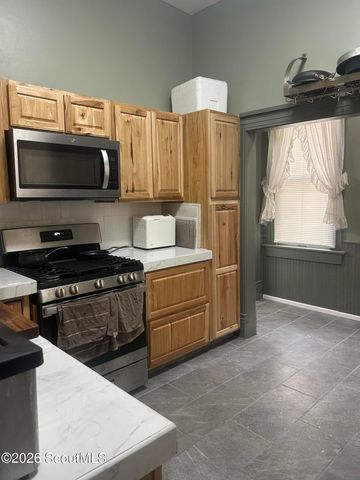 909 Gilmore Street, Waycross, GA 31501