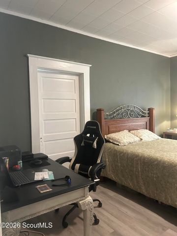 909 Gilmore Street, Waycross, GA 31501