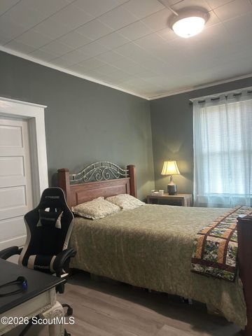909 Gilmore Street, Waycross, GA 31501