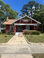 909 Gilmore Street, Waycross, GA 31501
