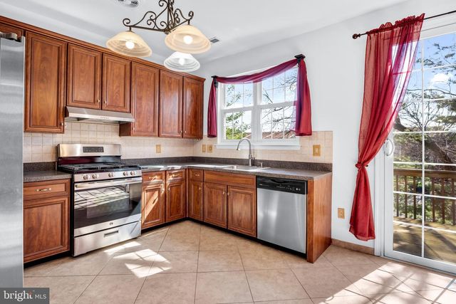 8103 CYPRESS CT, Palmyra, NJ 08065