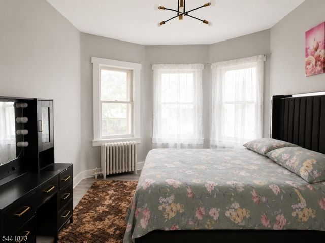 25 W 15Th St, Linden City, NJ 07036