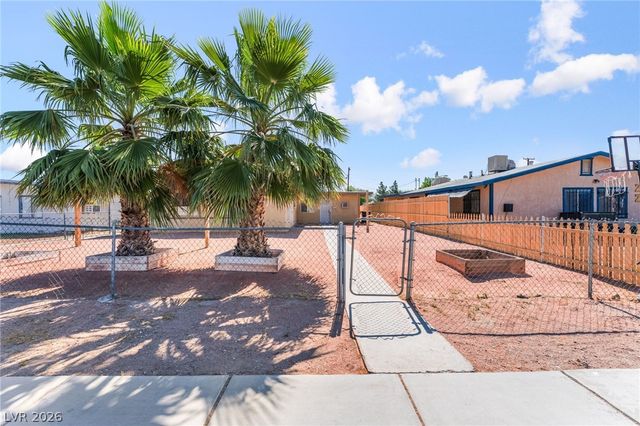 2104 White Street, North Las Vegas, NV 89030