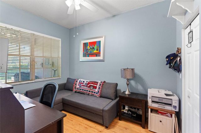 3342 Lakeside Dr 3342, Davie, FL 33328