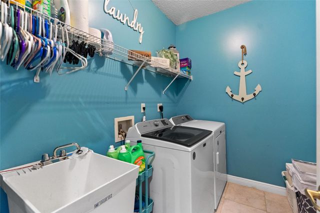 3342 Lakeside Dr 3342, Davie, FL 33328