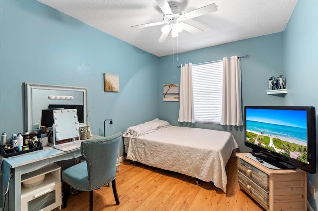 3342 Lakeside Dr 3342, Davie, FL 33328