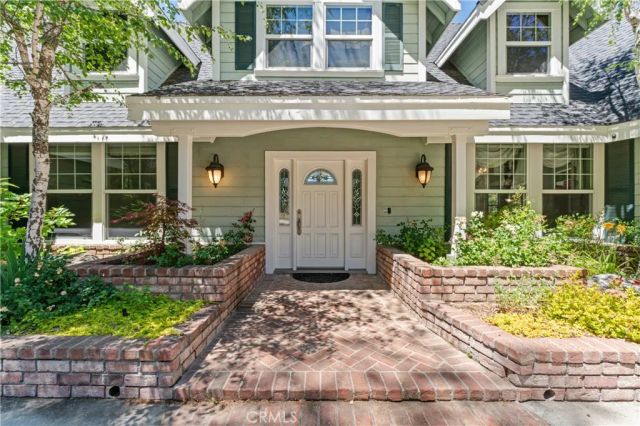468 S Cumberland, Lake Arrowhead, CA 92352