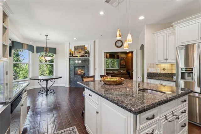 468 S Cumberland, Lake Arrowhead, CA 92352