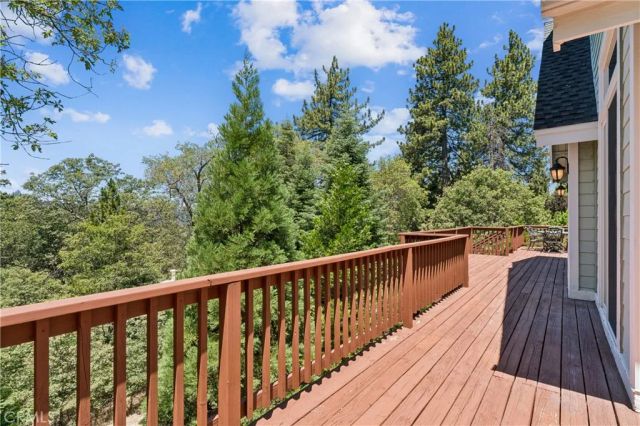 468 S Cumberland, Lake Arrowhead, CA 92352