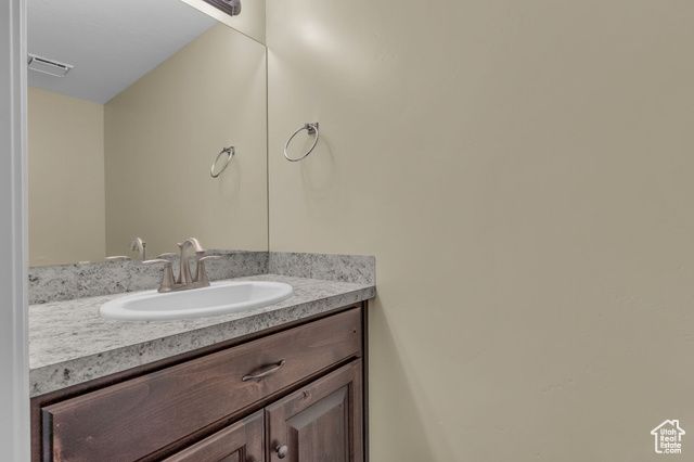 1839 E WHITETAIL DR, Layton, UT 84040