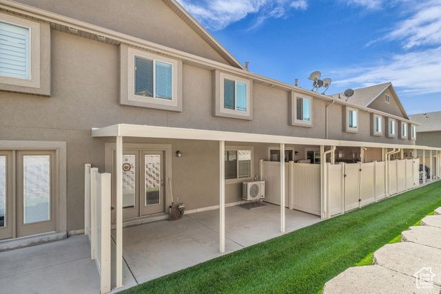 1839 E WHITETAIL DR, Layton, UT 84040