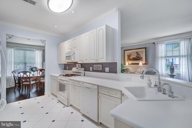 6 NAUTIC WAY, Tuckerton, NJ 08087