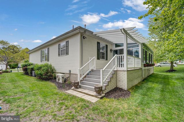6 NAUTIC WAY, Tuckerton, NJ 08087