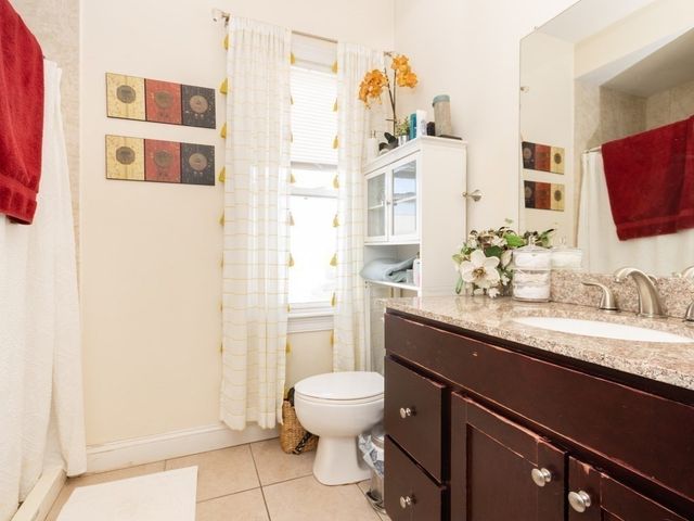309 Wood Ave 3, Boston, MA 02136