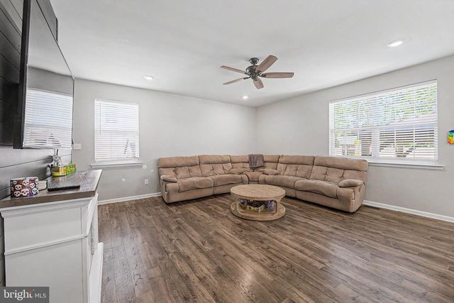 45 FAIRHILL AVE, Egg Harbor Township, NJ 08234