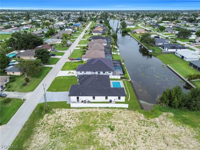 706 SW 28th ST, Cape Coral, FL 33914