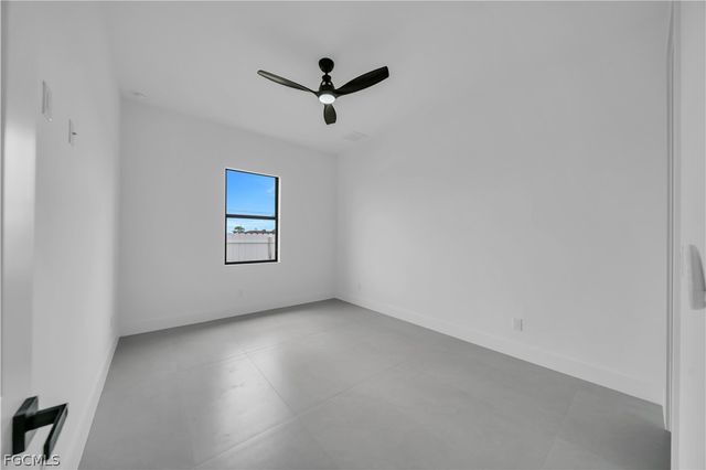 706 SW 28th ST, Cape Coral, FL 33914