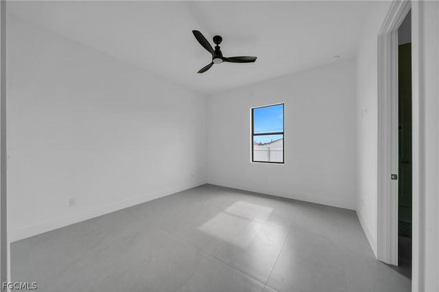 706 SW 28th ST, Cape Coral, FL 33914