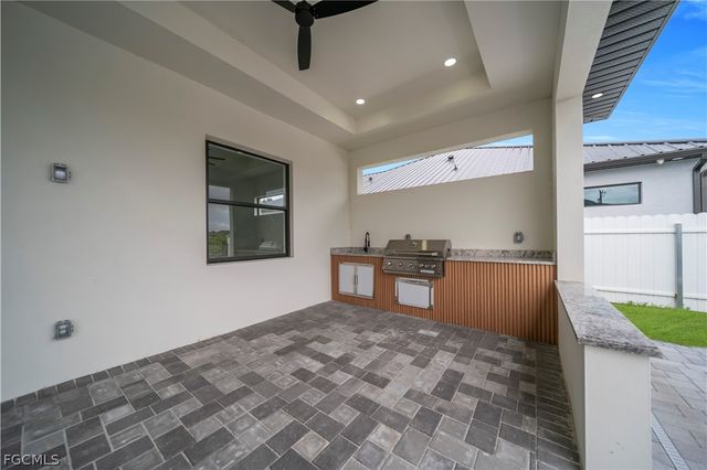 706 SW 28th ST, Cape Coral, FL 33914