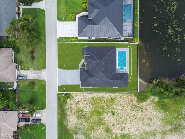 706 SW 28th ST, Cape Coral, FL 33914