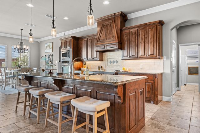 11055 Hancock Avenue, Talty, TX 75126