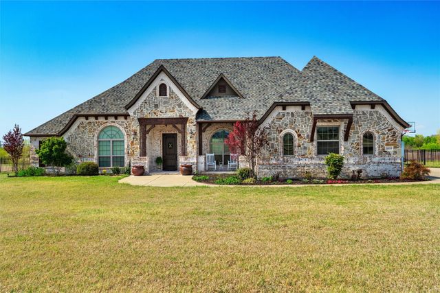 11055 Hancock Avenue, Talty, TX 75126