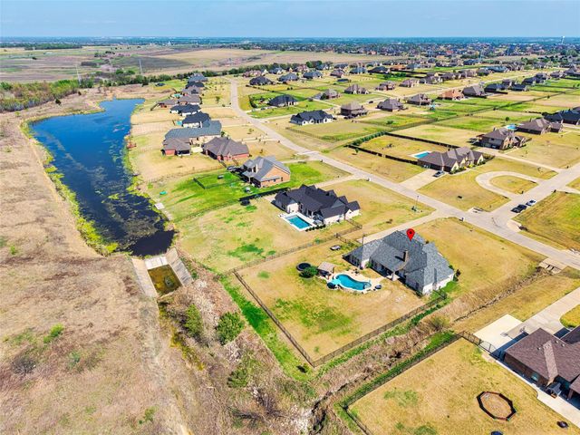 11055 Hancock Avenue, Talty, TX 75126