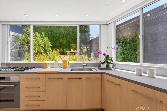 149 Sunset Terrace, Laguna Beach, CA 92651