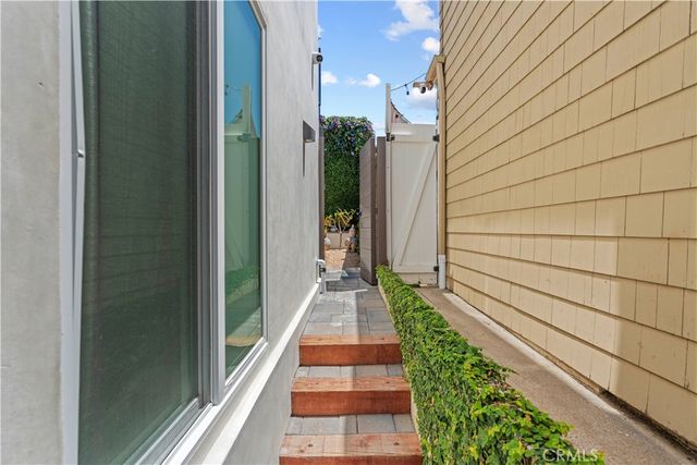 149 Sunset Terrace, Laguna Beach, CA 92651