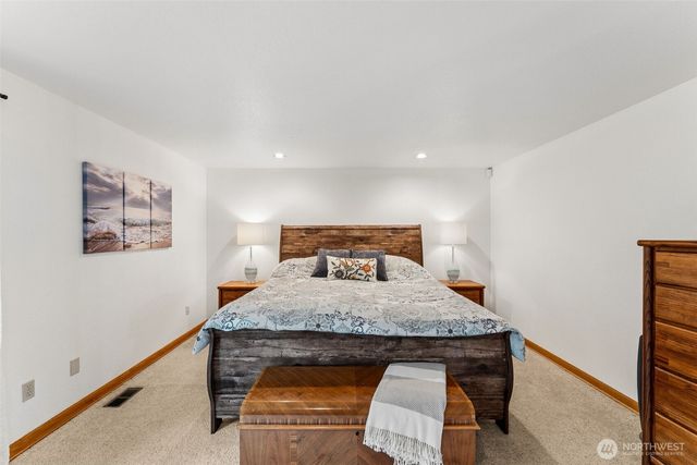 16926 SE 327th Place, Auburn, WA 98092