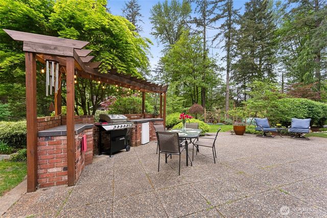 16926 SE 327th Place, Auburn, WA 98092