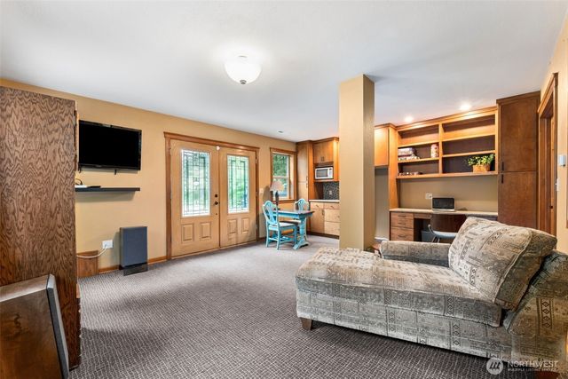 16926 SE 327th Place, Auburn, WA 98092