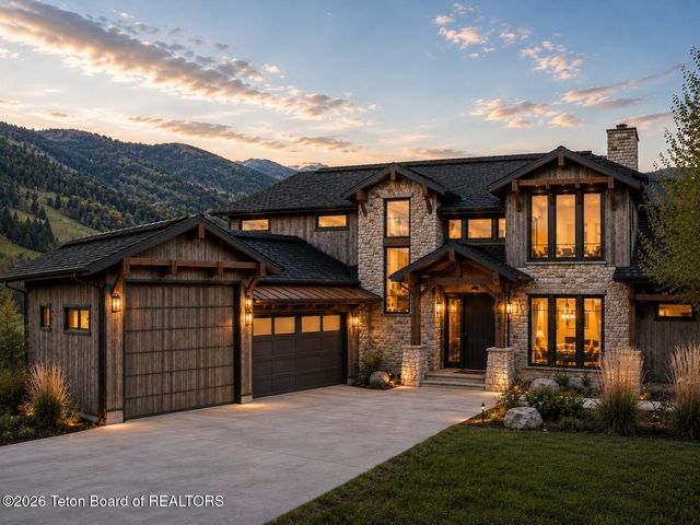 27 SPRINGS Parkway, Victor, ID 83455