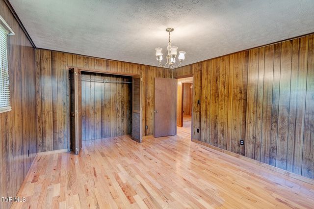 640 North Cecil Street, Newport, TN 37821