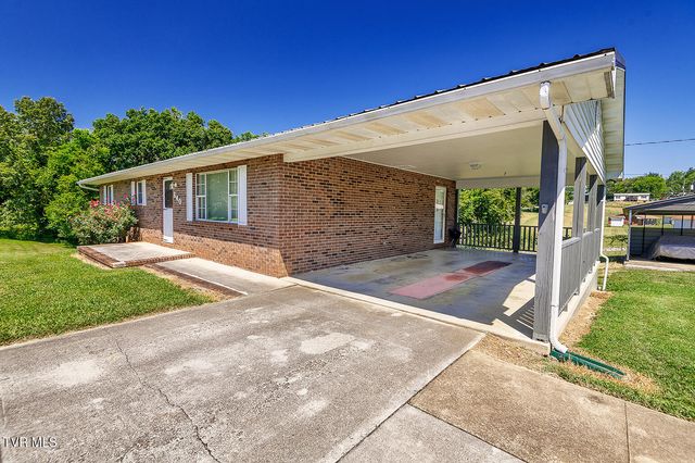 640 North Cecil Street, Newport, TN 37821