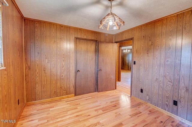 640 North Cecil Street, Newport, TN 37821