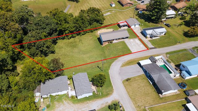 640 North Cecil Street, Newport, TN 37821