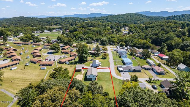 640 North Cecil Street, Newport, TN 37821