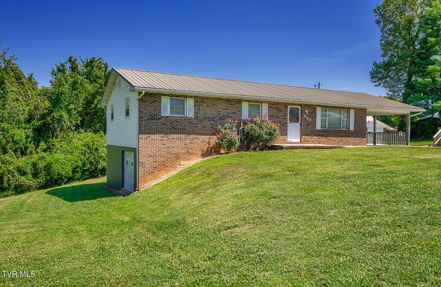 640 North Cecil Street, Newport, TN 37821