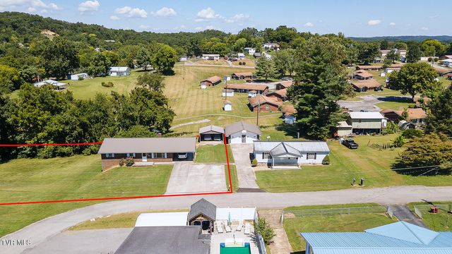 640 North Cecil Street, Newport, TN 37821