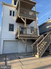 230 W MAGNOLIA AVE #A, Wildwood, NJ 08260