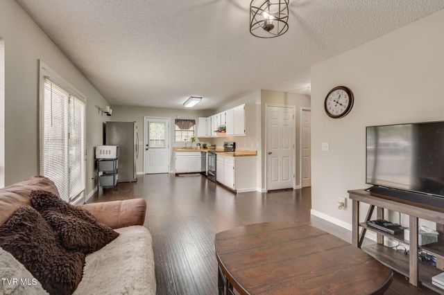 1981 Michael Drive, Johnson City, TN 37604
