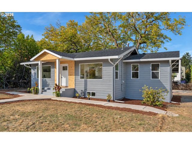 4225 Ne SIMPSON St, Portland, OR 97218