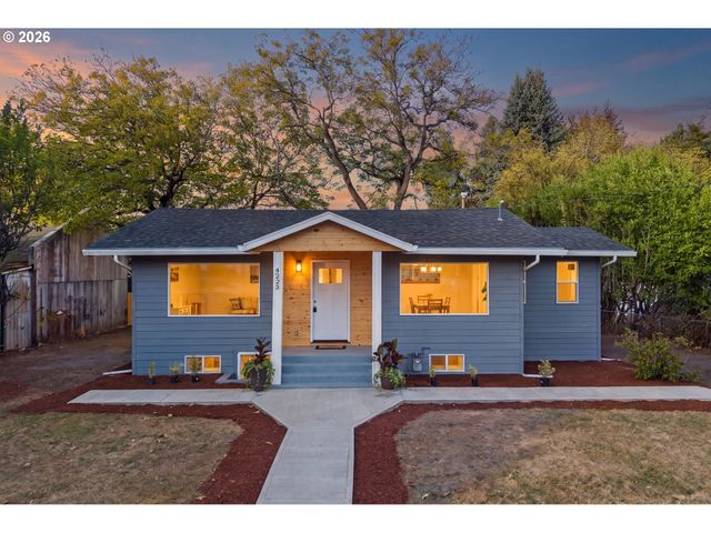 4225 Ne SIMPSON St, Portland, OR 97218