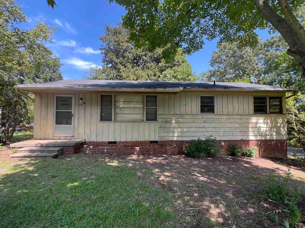 600 Greenhill Rd, Spartanburg, SC 29307